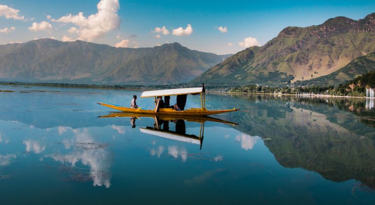 Glimpses_of_Kashmir-2.jpg