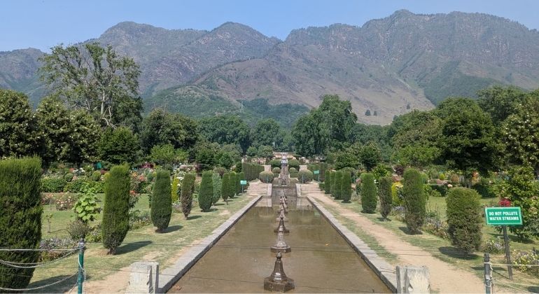 mughal_garden_1