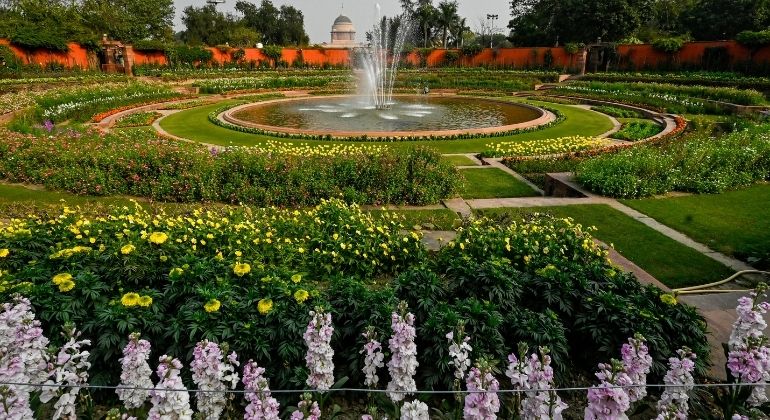 mughal_garden_2